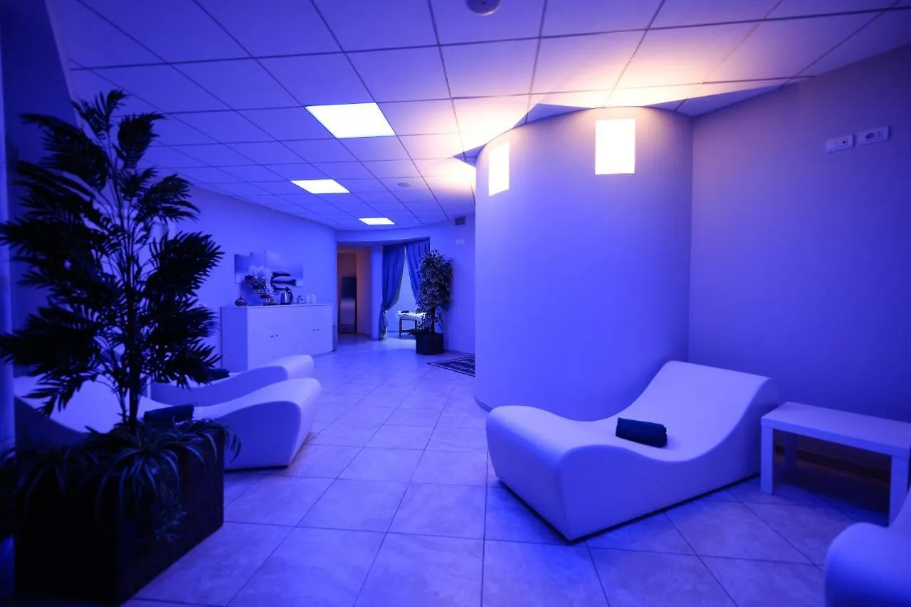 Hotel Lumin Cremia Włochy